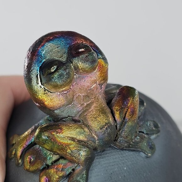 Vintage Van Hooser Raku Pottery Frog Sculpture Signed - Picture 6 of 8